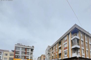 İSTANBUL EYÜPSULTAN YEŞİL PINAR MEYDANINDA SATILIK180 M2 DÜKKAN